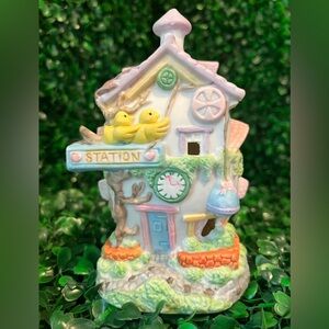 Station ceramic house